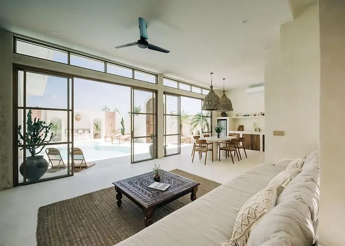 New Design Casa Alma 3bdr With Private Pool, Canggu (Bali)