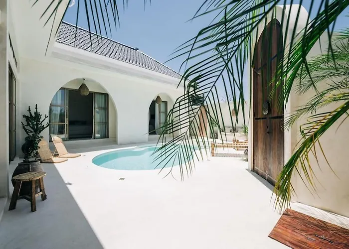 Villa New Design Casa Alma 3bdr With Private Pool, Canggu (Bali)